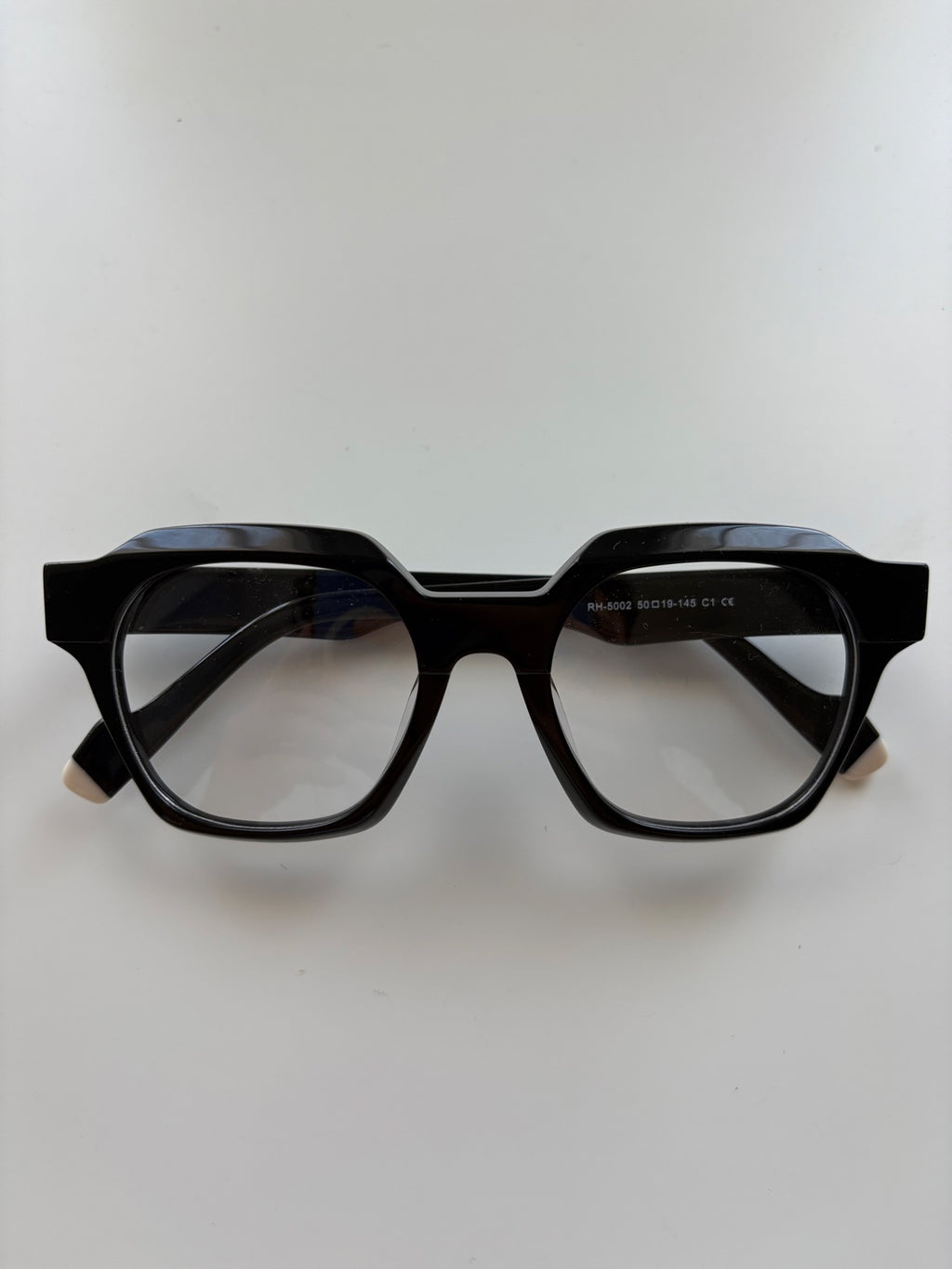 Facette - Black, front