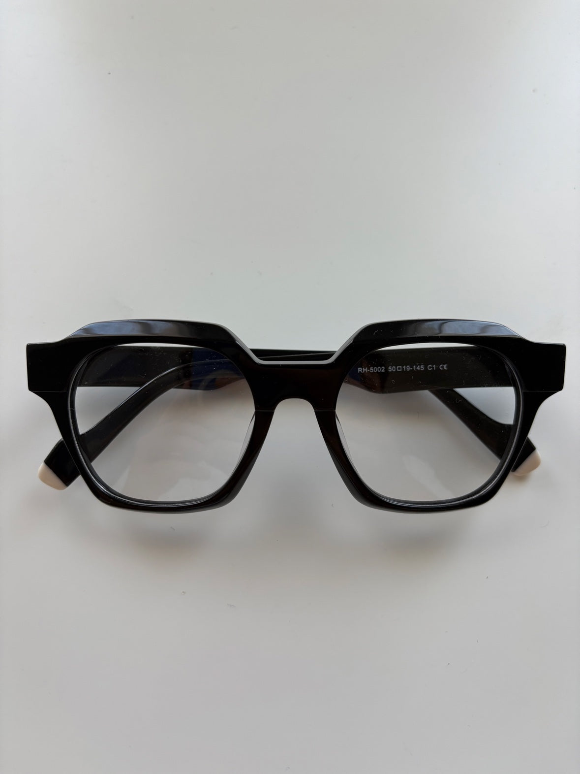 Facette - Black, front